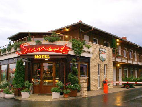 Szombathely Hungría Hotel Bombastico Código Promocional Booking.com