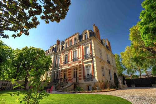 Excursiones Francia Hotel Bombastico Código Promocional Booking.com