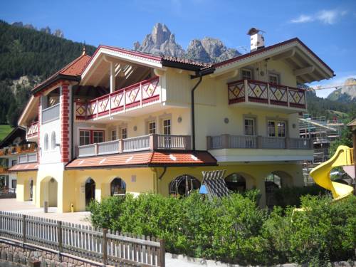 Pozza di Fassa Italia Hotel Bombastico Código Promocional Booking.com