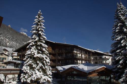 Pozza di Fassa Italia Hotel Bombastico Código Promocional Booking.com