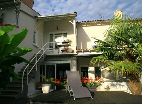 Albi France Hotel Bombastic Promo Code Booking.com