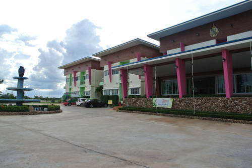 Chaiyaphum Tailandia Hotel Bombastico Código Promocional Booking.com