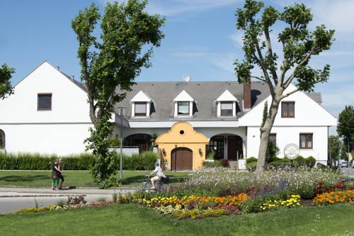 Podersdorf am See Austria Hotel Bombastic Promo Code Booking.com