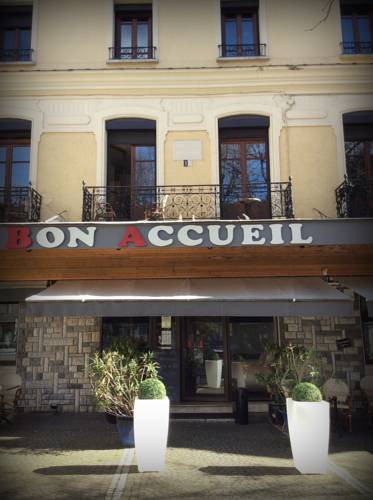 Bagnères-de-Luchon Francia Hotel Bombastico Código Promocional Booking.com