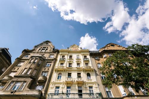 Budapest Hungría Hotel Bombastico Código Promocional Booking.com