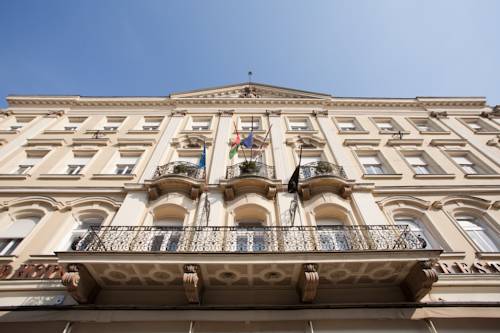 Sopron Hungría Hotel Bombastico Código Promocional Booking.com