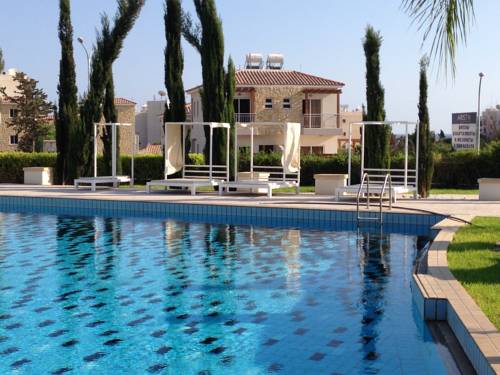 Limassol Chipre Hotel Bombastico Código Promocional Booking.com
