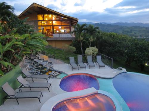 La fortuna Costa Rica Hotel Bombastico Código Promocional Booking.com