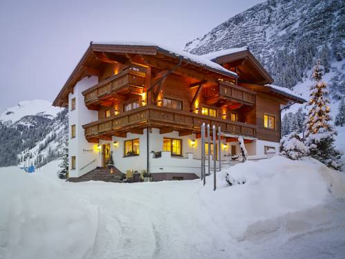 Lech am Arlberg Austria Hotel Bombastico Código Promocional Booking.com