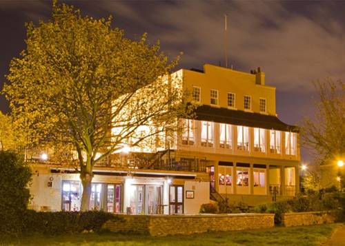 Purfleet Reino Unido Hotel Bombastico Código Promocional Booking.com