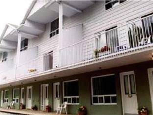 Tadoussac (QC) Canada Hotel Bombastic Promo Code Agoda.com