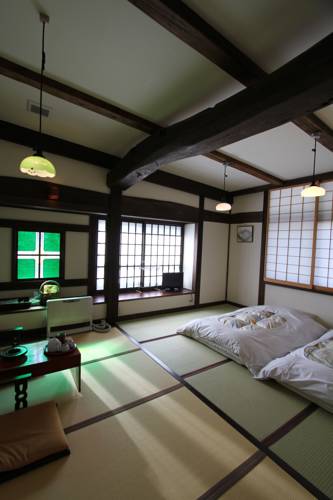 Takayama Japón Hotel Bombastico Código Promocional Booking.com