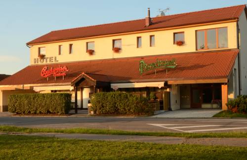 Pardubice Republica checa Hotel Bombastico Código Promocional Booking.com