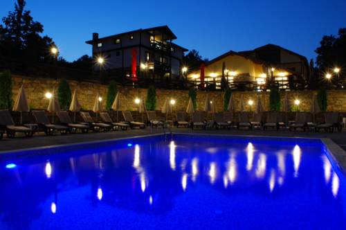Burdeni Bulgaria Hotel Bombastico Código Promocional Booking.com