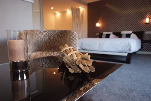 Châteaubourg Francia Hotel Bombastico Código Promocional Booking.com