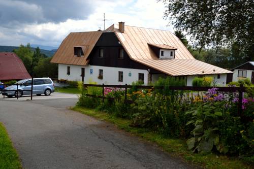 Nové Hutě Republica checa Hotel Bombastico Código Promocional Booking.com