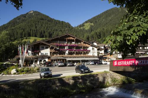 Pozza di Fassa Italia Hotel Bombastico Código Promocional Booking.com