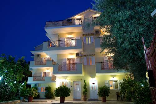 Lefkas Grecia Hotel Bombastico Código Promocional Booking.com