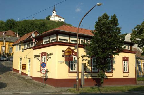 Esztergom Hungría Hotel Bombastico Código Promocional Booking.com
