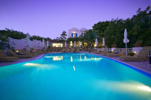 Kamari Grecia Hotel Bombastico Código Promocional Booking.com