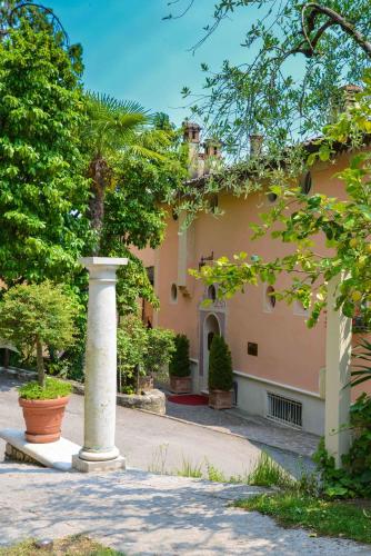 Gardone Riviera Italy Hotel Bombastic Promo Code Agoda.com