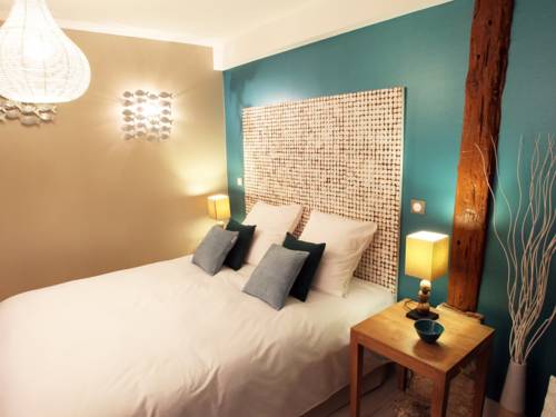 Tillé Francia Hotel Bombastico Código Promocional Booking.com