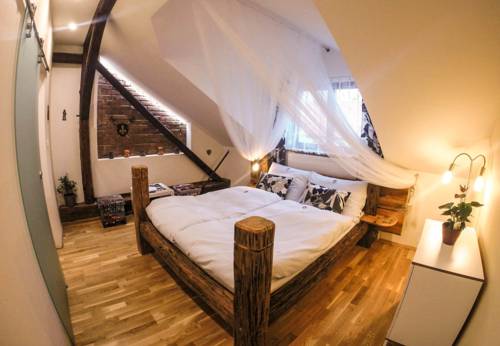 Pardubice Republica checa Hotel Bombastico Código Promocional Booking.com