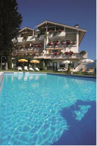 Tirolo Italia Hotel Bombastico Código Promocional Booking.com