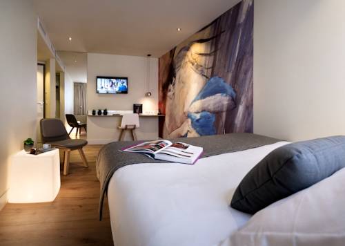 París Francia Hotel Bombastico Código Promocional Booking.com