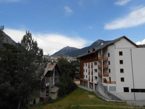 Briançon Francia Hotel Bombastico Código Promocional Booking.com