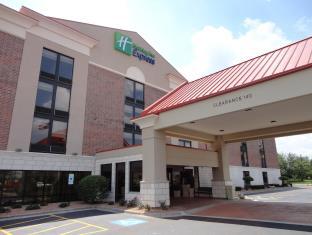 Crestwood (IL) United States Hotel Bombastic Promo Code Agoda.com