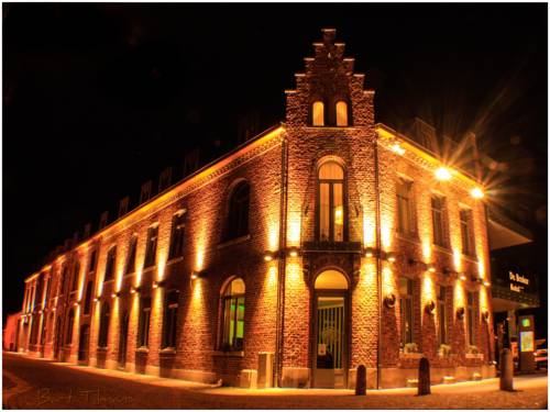 Mirar Bélgica Hotel Bombastico Código Promocional Booking.com