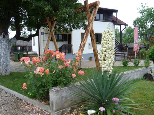 Rakovica Croacia Hotel Bombastico Código Promocional Booking.com
