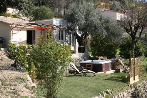 Tourrettes-sur-Loup Francia Hotel Bombastico Código Promocional Booking.com