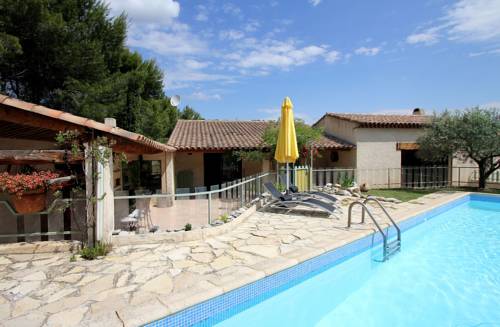 Cadenet Francia Hotel Bombastico Código Promocional Booking.com
