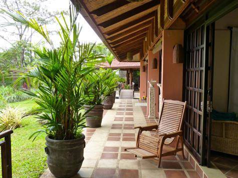 Atenas Costa Rica Hotel Bombastico Código Promocional Booking.com