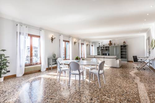 Venice Italy Hotel Bombastic Promo Code Booking.com