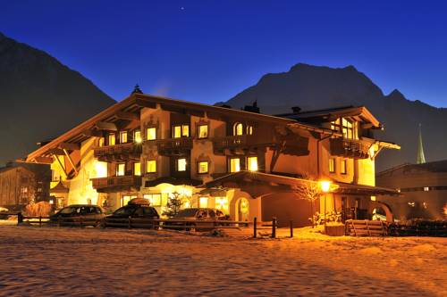 Mayrhofen Austria Hotel Bombastico Código Promocional Booking.com