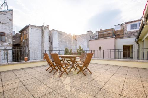 Budapest Hungría Hotel Bombastico Código Promocional Booking.com