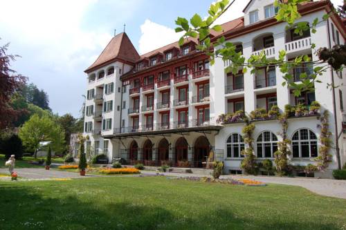 Matten-Interlaken Suiza Hotel Bombastico Código Promocional Booking.com