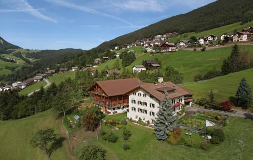 Ortisei (St. Ulrich in Gröden) Italy Hotel Bombastic Promo Code Booking.com