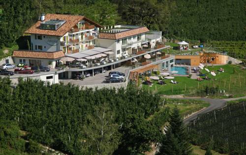 Scena (Schenna) Italy Hotel Bombastic Promo Code Booking.com