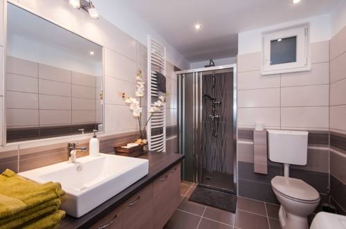 Budapest Hungría Hotel Bombastico Código Promocional Booking.com