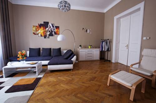 Budapest Hungría Hotel Bombastico Código Promocional Booking.com