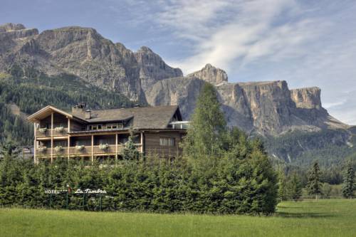 Corvara en Badia Italia Hotel Bombastico Código Promocional Booking.com