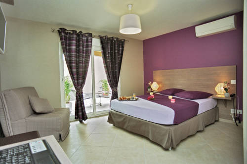 Bollène Francia Hotel Bombastico Código Promocional Booking.com