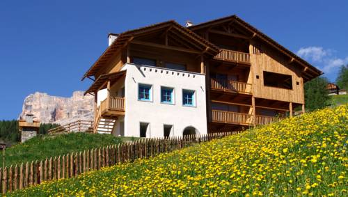 San Cassiano (Sankt Kassian) Italy Hotel Bombastic Promo Code Booking.com