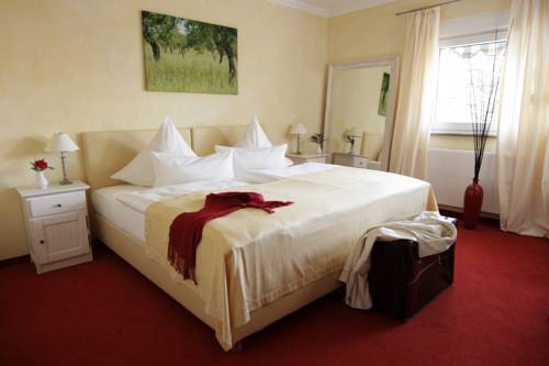Düsseldorf-Wittlaer Germany Hotel Bombastic Promo Code Booking.com