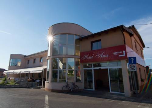 Gospic Croacia Hotel Bombastico Código Promocional Booking.com