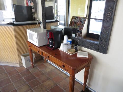 Lake Elsinore (CA) United States Hotel Bombastic Promo Code Agoda.com